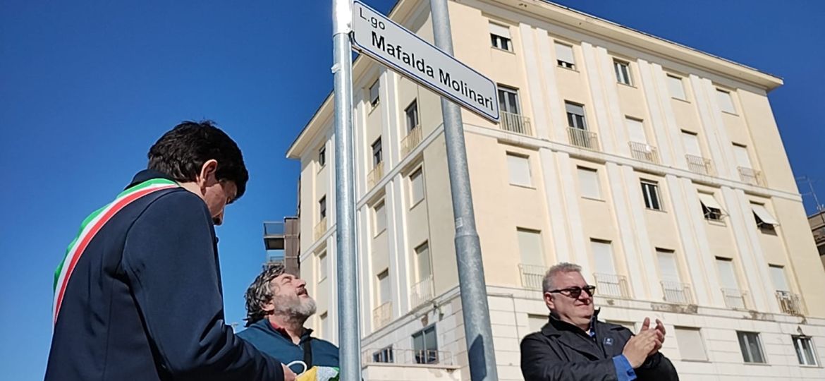 Cerimonia intitolazione Largo Mafalda Molinari a Civitavecchia